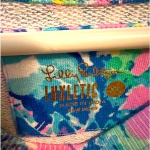 Lily Pulitzer Luxletic sweatshirt size XL
